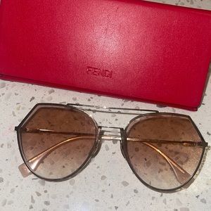 Fendi pink logo sunglasses